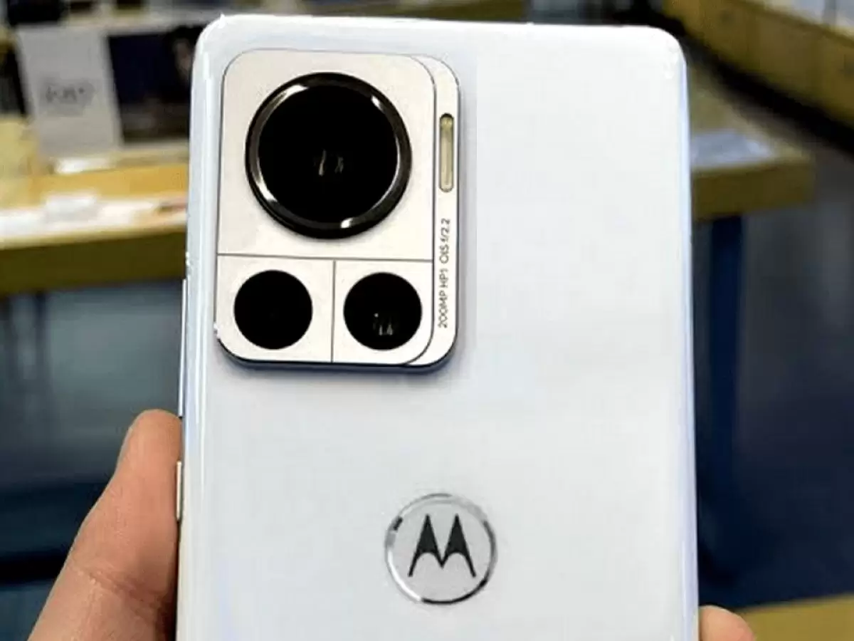 Moto X30 Pro, Smartphone Pertama di Dunia dengan Kamera 200 MP